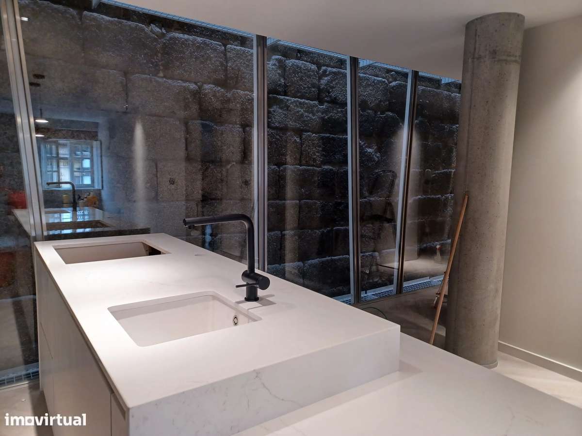 T2  I Arrendamento no Centro Histórico | Novo com 105 m² | 2 suites I - Grande imagem: 3/31