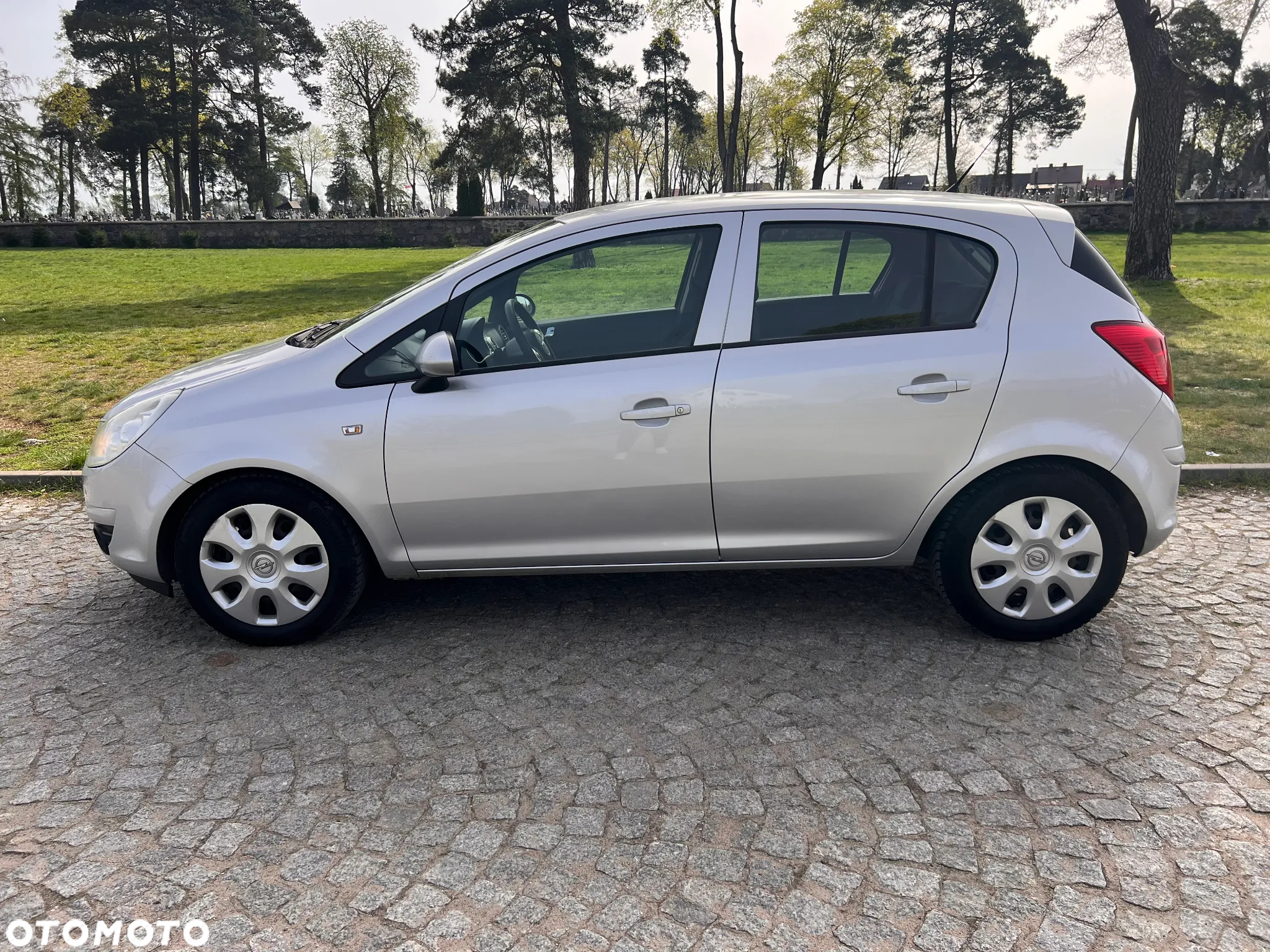 Opel Corsa 1.2 16V Enjoy - 22