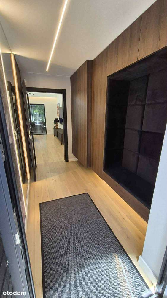 Nowoczesny dom 4 pok. z garażem w spokojnej okolicy-8