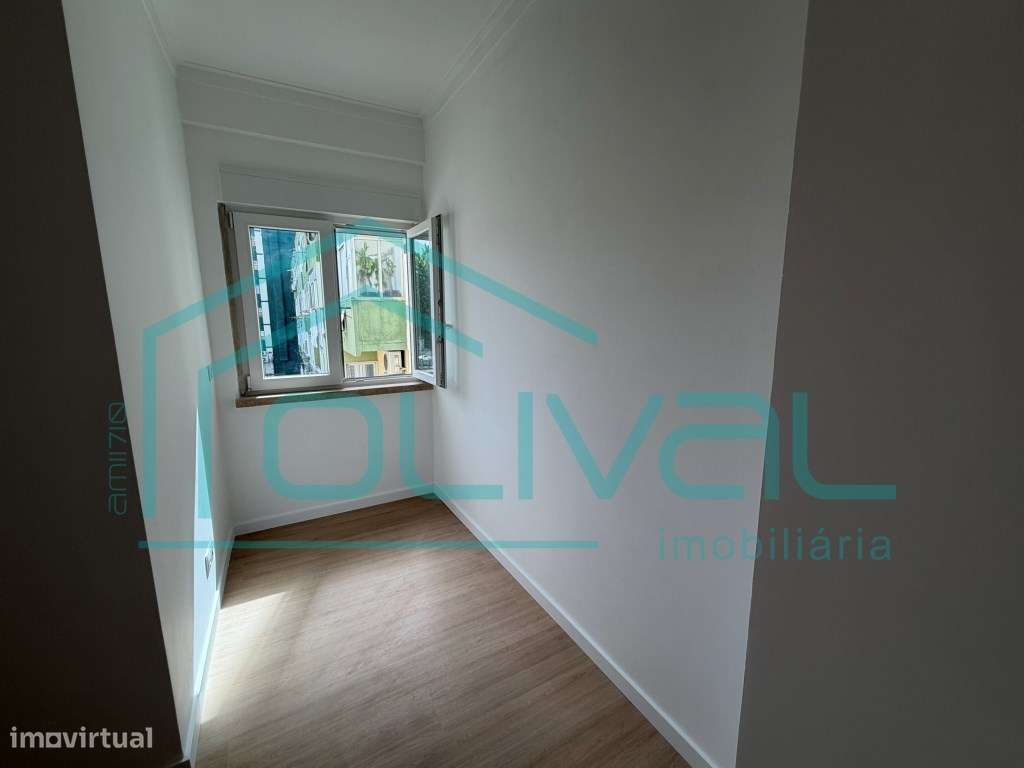 Alverca apartamento de Tipologia T3 totalmente renovado-26