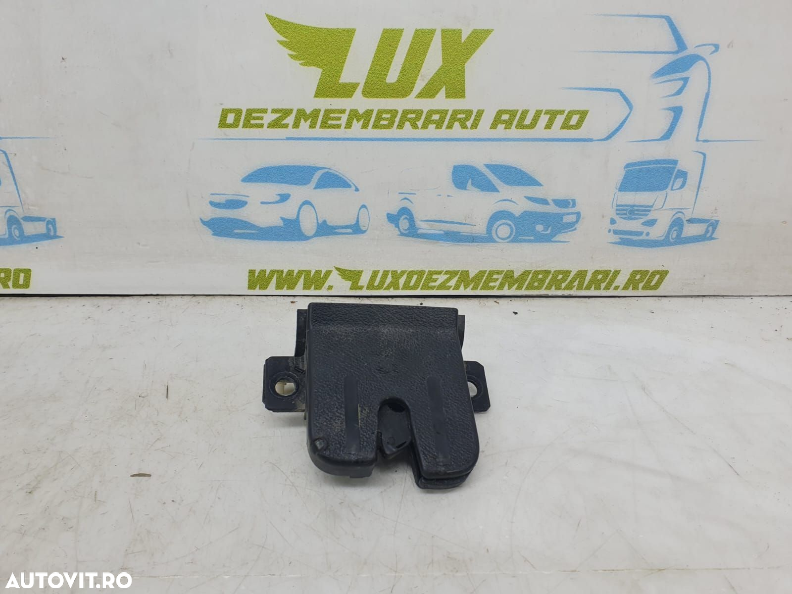 Broasca haion 7l6827505 Volkswagen VW Touareg generatia 1 7L  [din 2002 pana  2007] - 2