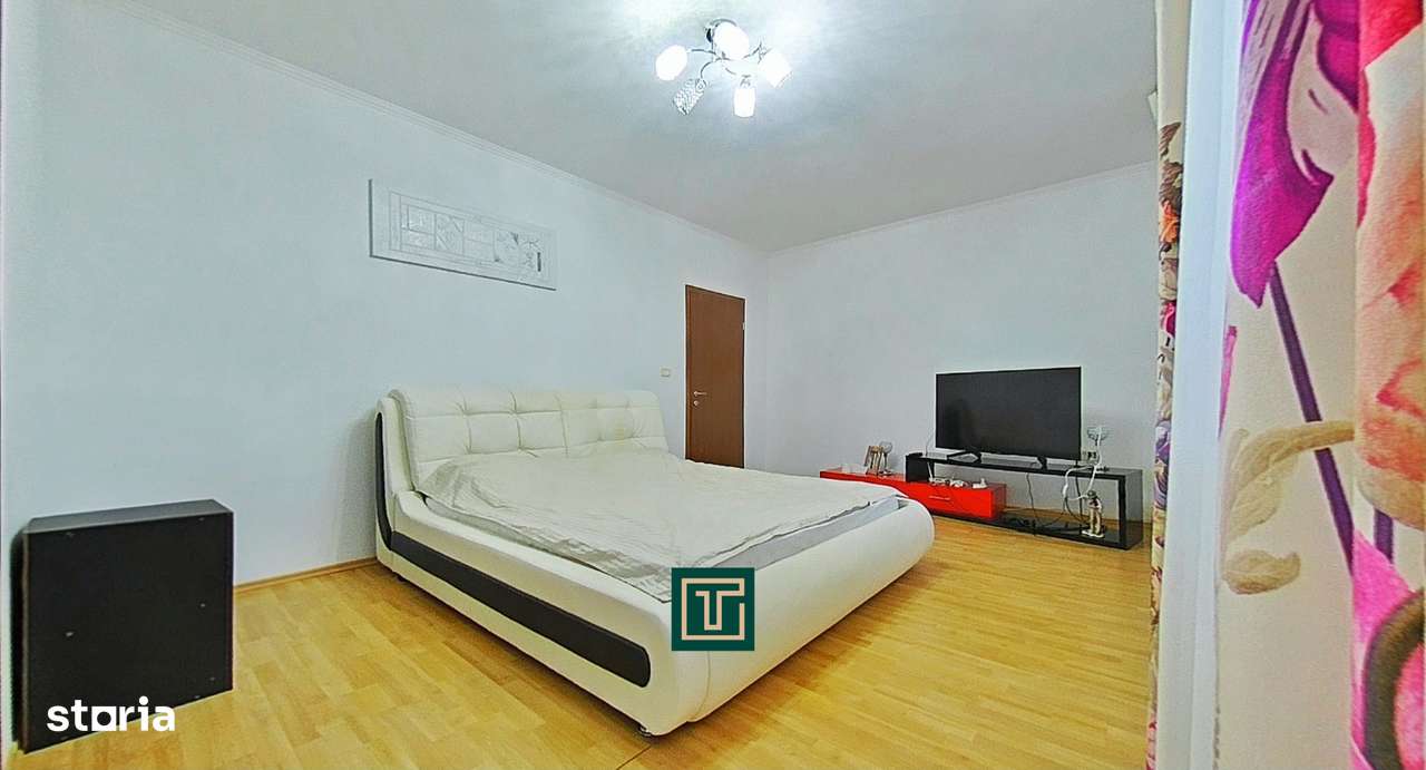 Casă cu 15 camere, teren generos, piscină și 2 corpuri–Fântânele, Arad-8