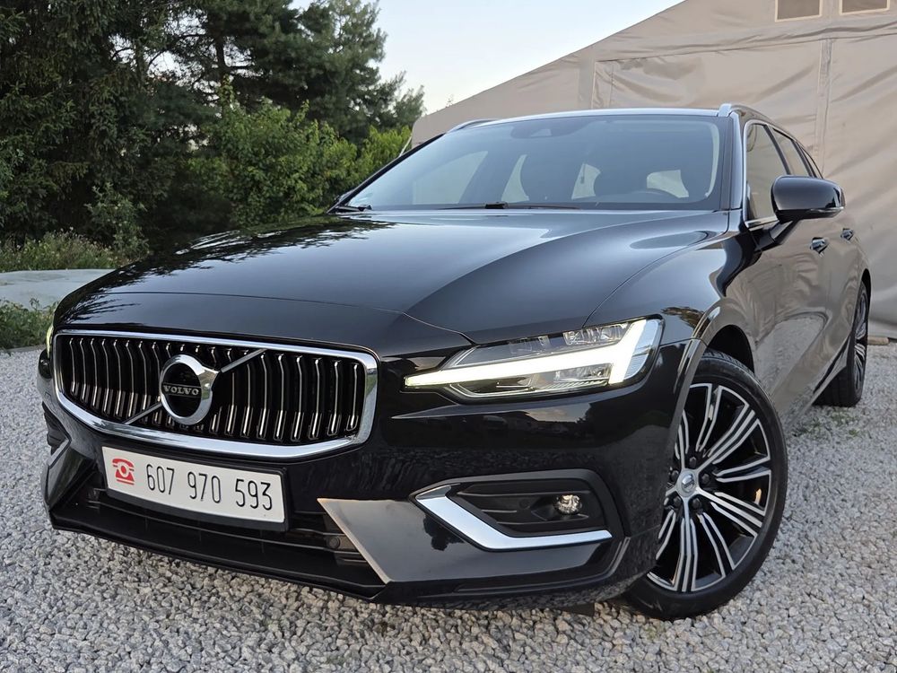 Volvo V60 II (2018- ) B3 B Geartronic Inscription 2021