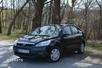 Ford Focus Turnier 1.4 16V Style+ - 11