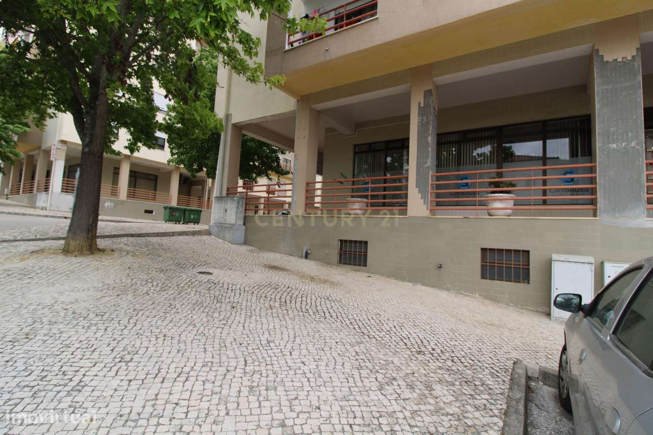 Lojas para investimento, serviços ou comércio - Torres Novas - Grande imagem: 5/42