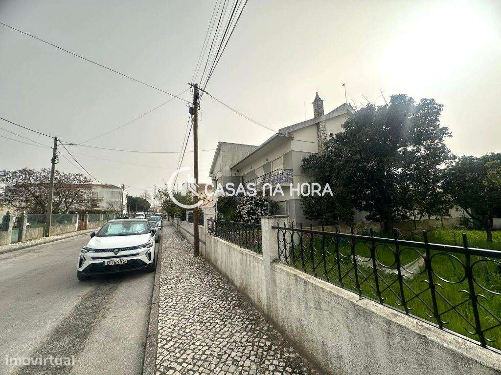 Terreno para Construção Urbana na Quinta do Conde-7