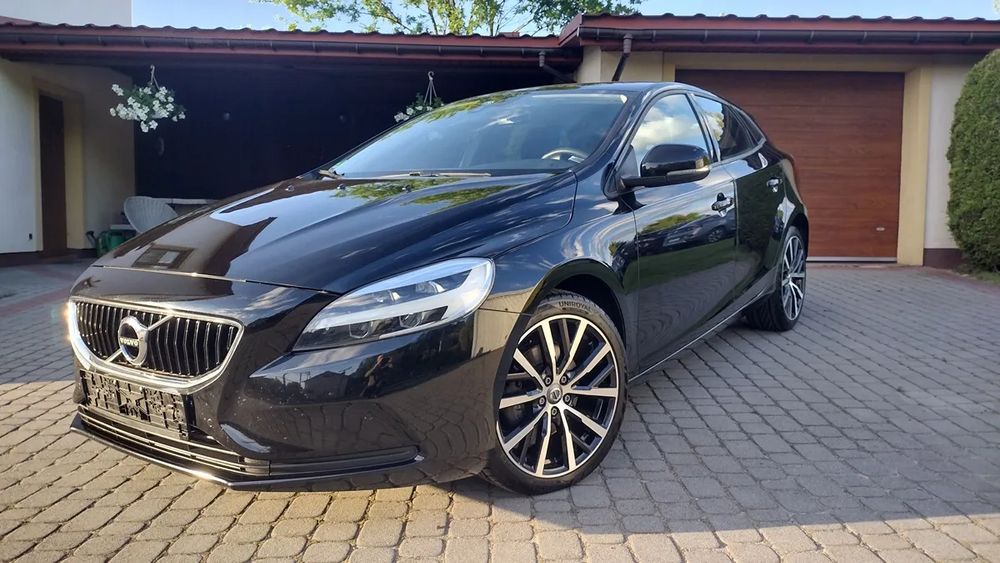 Volvo V40 II 2017