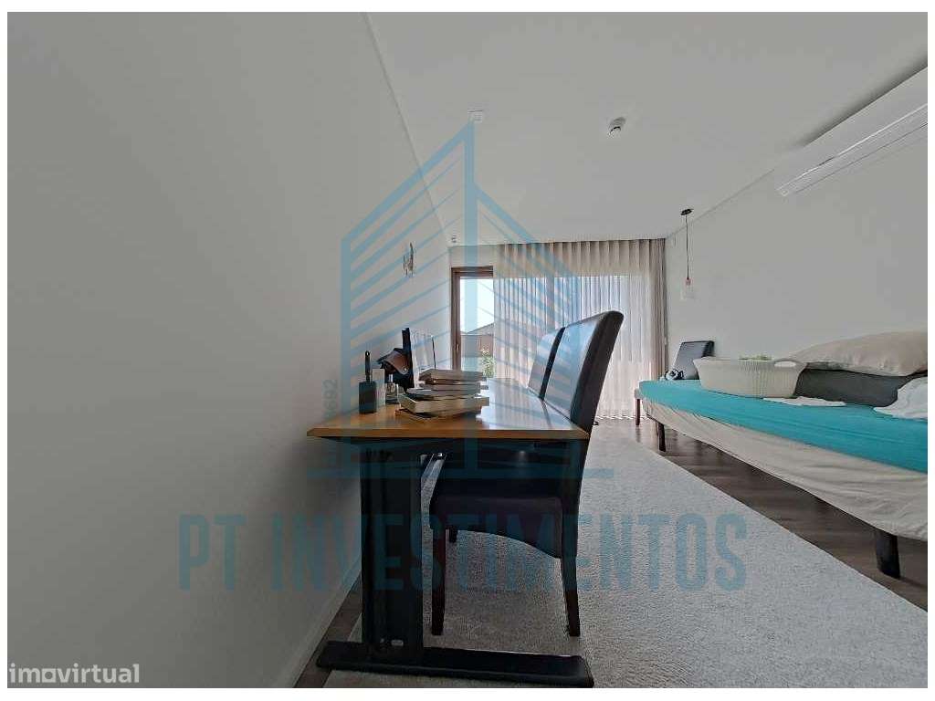 Moradia semi-nova T5+1 em Santa Joana - Aveiro-47