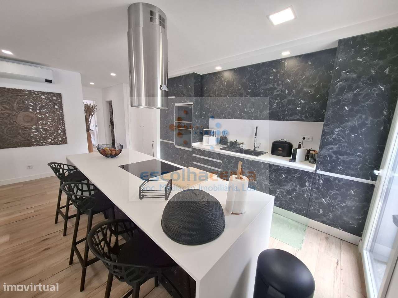 Oportunidade Excelente Moradia Térrea T4 Com Piscina de agua salgada-10