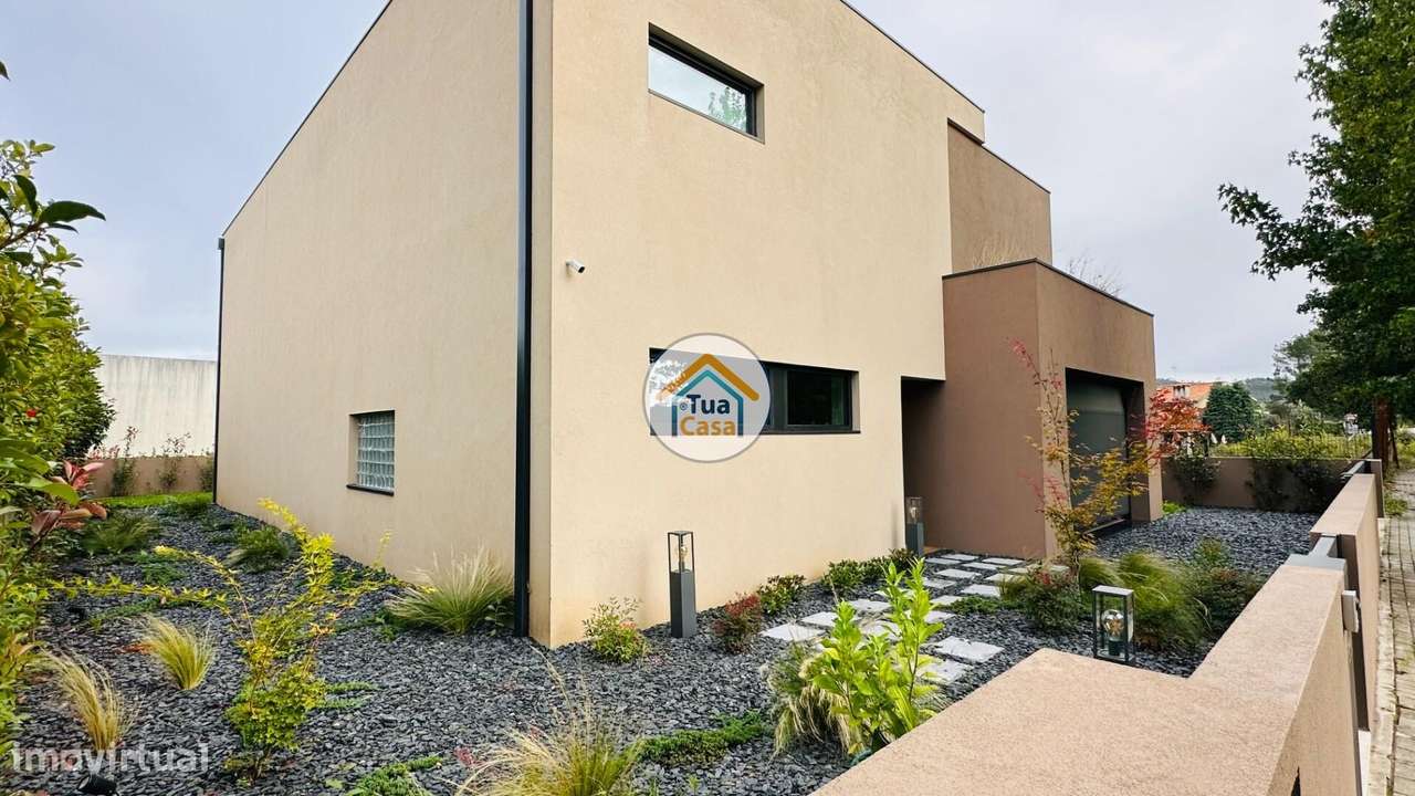 Moradia Premium T3 Isolada – Totalmente Mobilada e Equipada - Grande imagem: 5/60