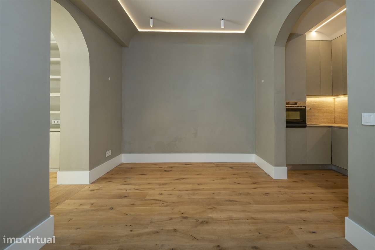 Apartamento T3 nas Avenidas Novas, Lisboa-28
