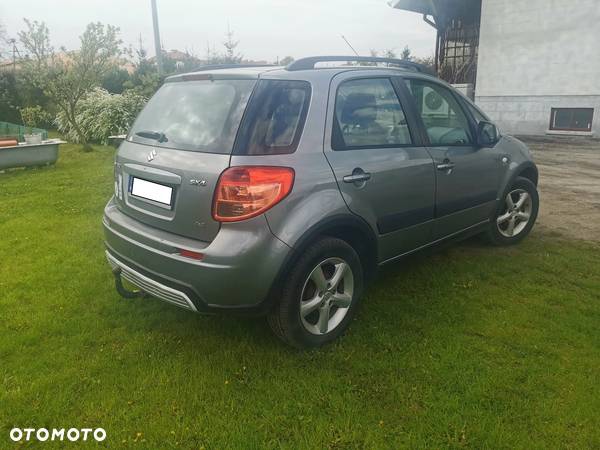 Suzuki SX4 1.9 DDiS DPF 4x4 Club - 5