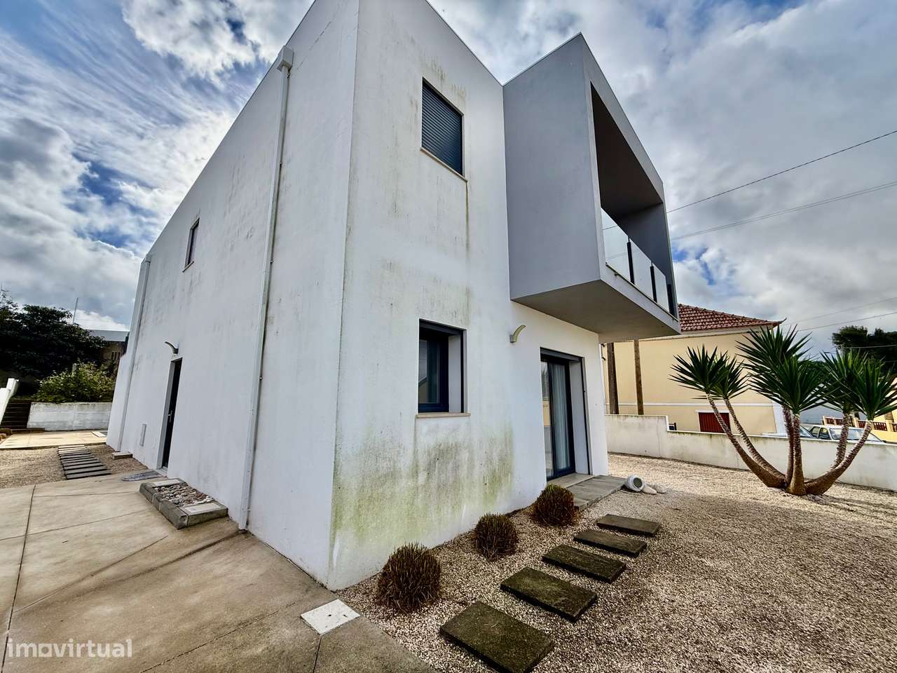 Moradia moderna T4 com piscina - a 10 min. de São Martinho do Porto-7