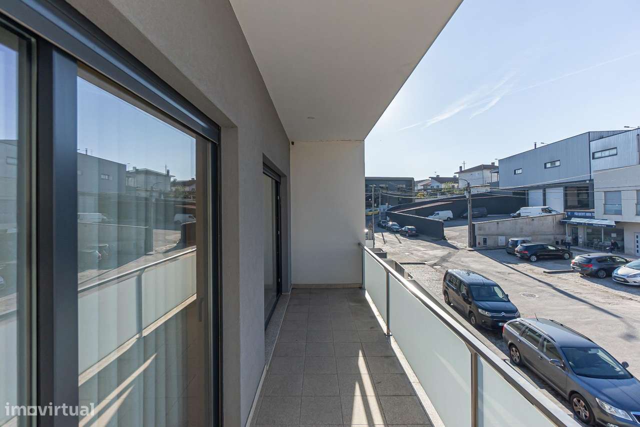 Moradia T3 em Lousada | Terraço e Garagem-19