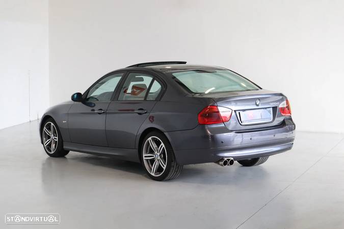 BMW 320 d - 6