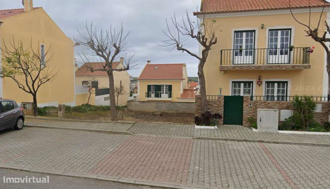 Terreno de gaveto para moradia – São Pedro da Cadeira (Escravilheira) - Grande imagem: 3/4