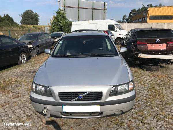 Volvo S60 2.0T 180cv 2003  - Para Peças - 1