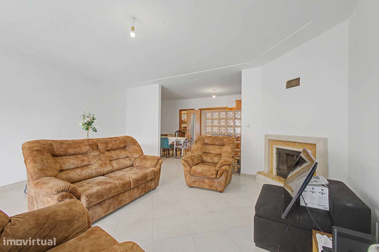 T2 + 1 Entroncamento, Oportunidade imperdível! - Grande imagem: 3/17