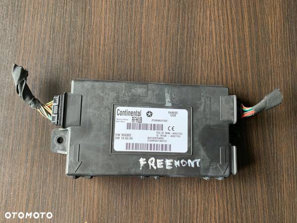 FIAT FREEMONT KEYLESS MODUŁ STEROWNIK 68086377AD - 1