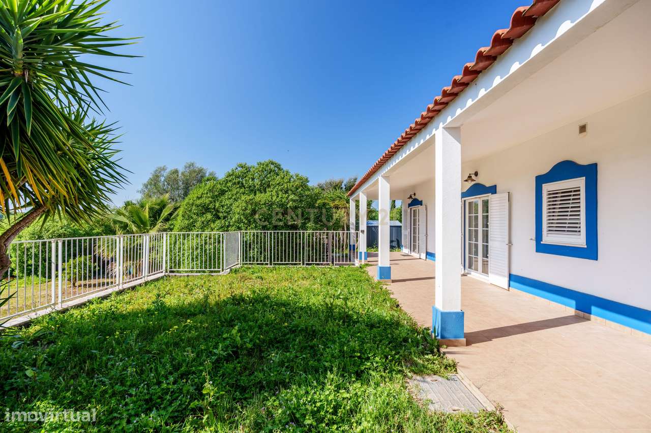 Moradia T3+2 Renovada com 8.640m², Privacidade Total a 5 min de Silves - Grande imagem: 4/37