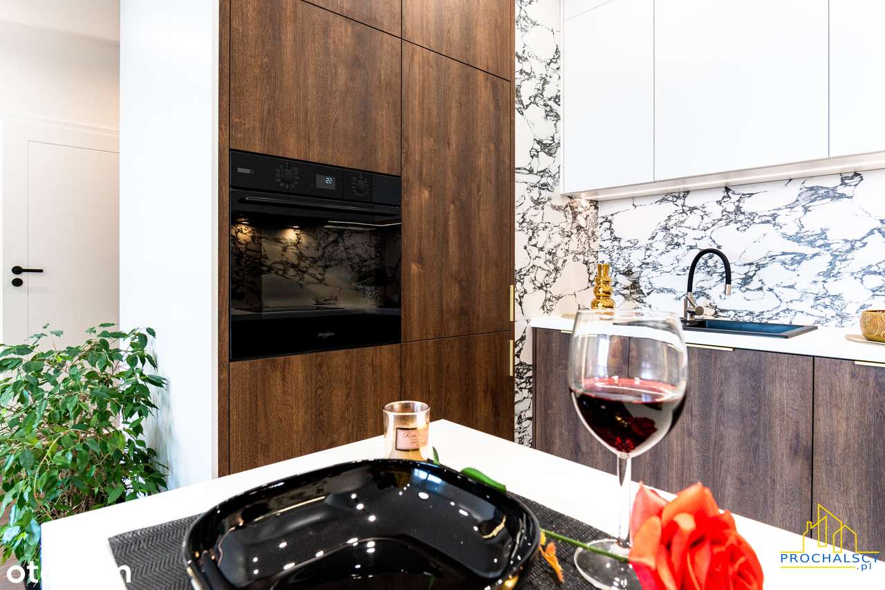 Nowoczesne 2-pok. umeblowane mieszkanie 14 piętro, piękny widok bezPCC-0