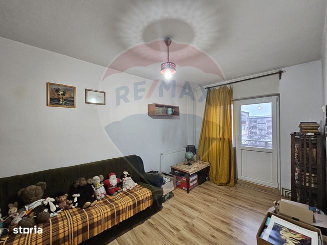 Apartament 4 camere-3