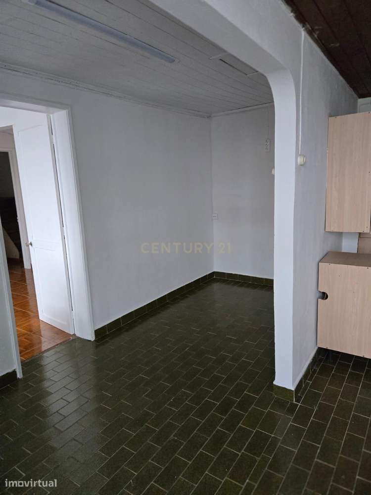 Moradia na Ribeirinha, Angra do Heroísmo - Grande imagem: 5/15