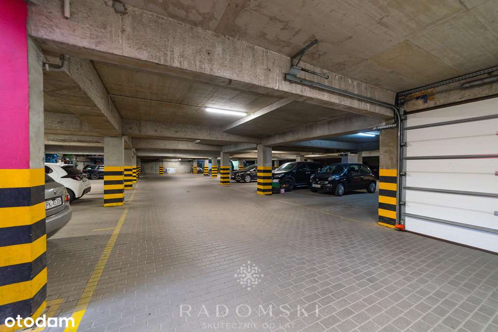Miejsce w hali garażowej| Wyszyńskiego 50A-1