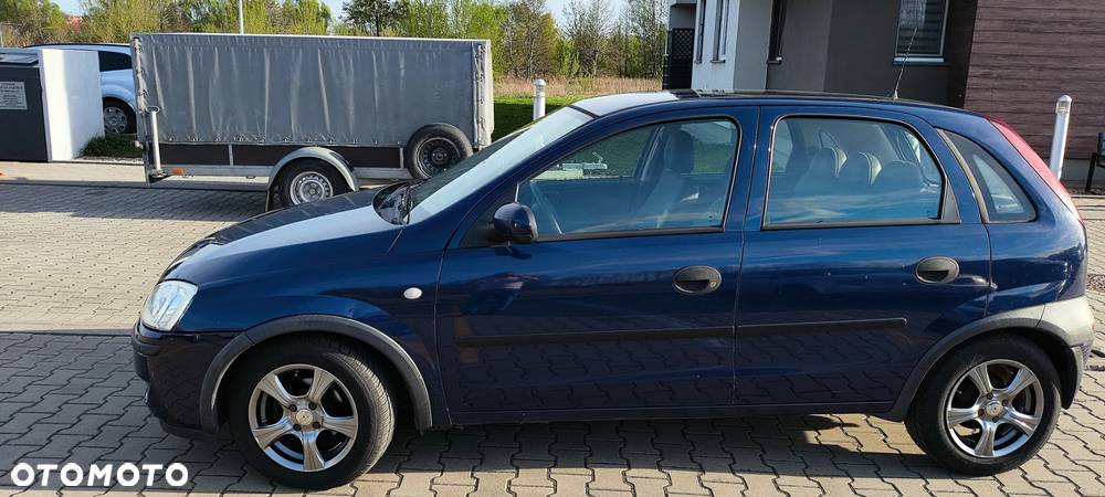 Opel Corsa - 3