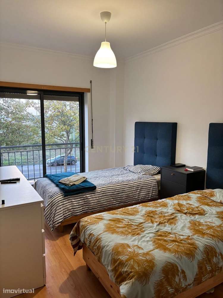 Apartamento Luxuoso com Vista Panorâmica em Montijo-18