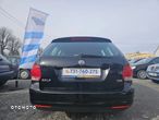 Volkswagen Golf - 6