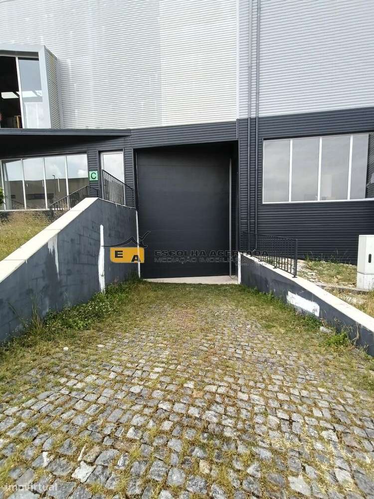 Armazém industrial S. Tirso-5