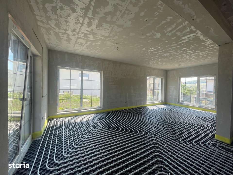 Locuinta individuala cu compartimentare practica, zona aerisita – Ch - Imagine principală: 4/13