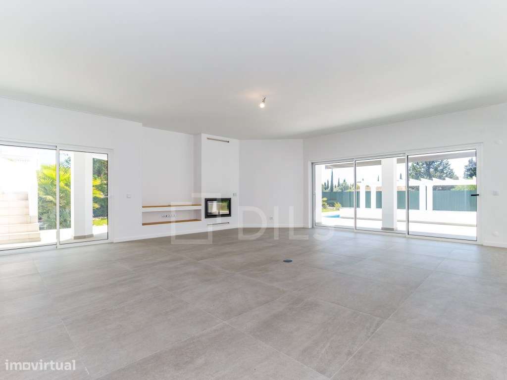 Moradia T4 com piscina em Vilamoura, Algarve-8