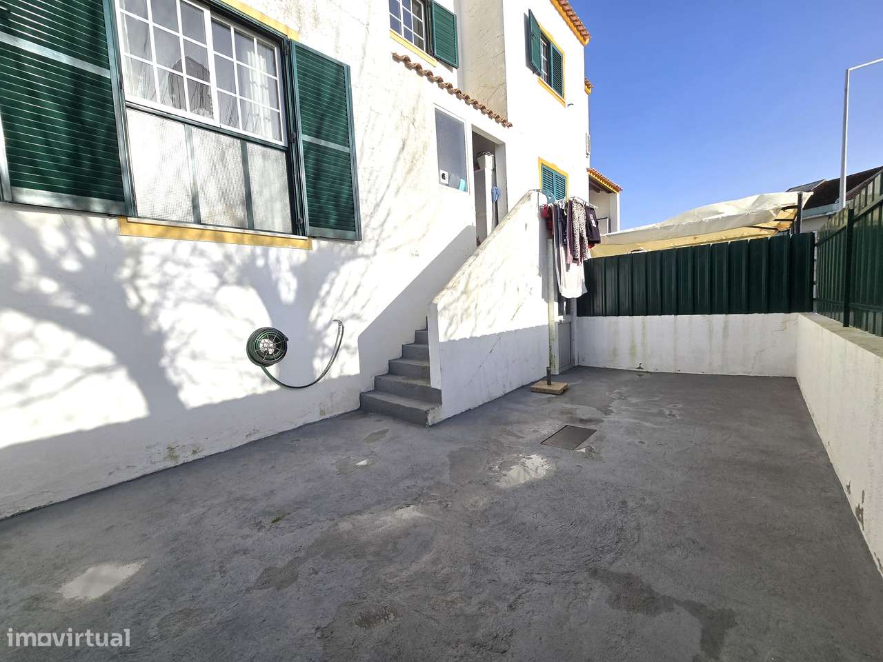 Simpática Moradia em Banda T3-17