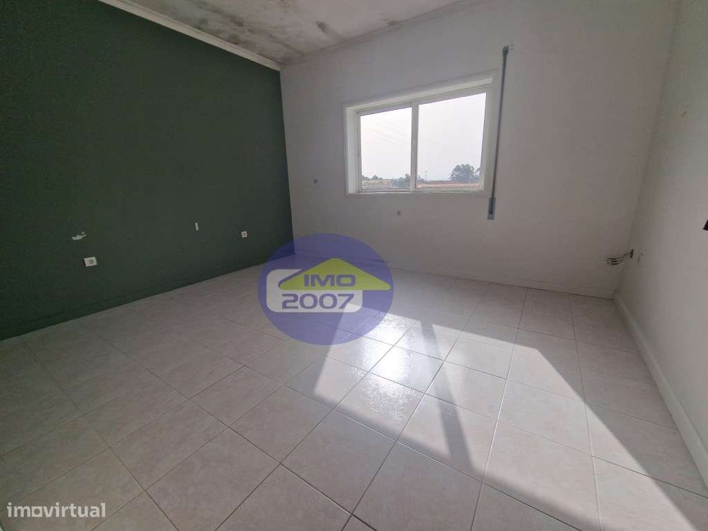 Moradia em Argoncilhe-13