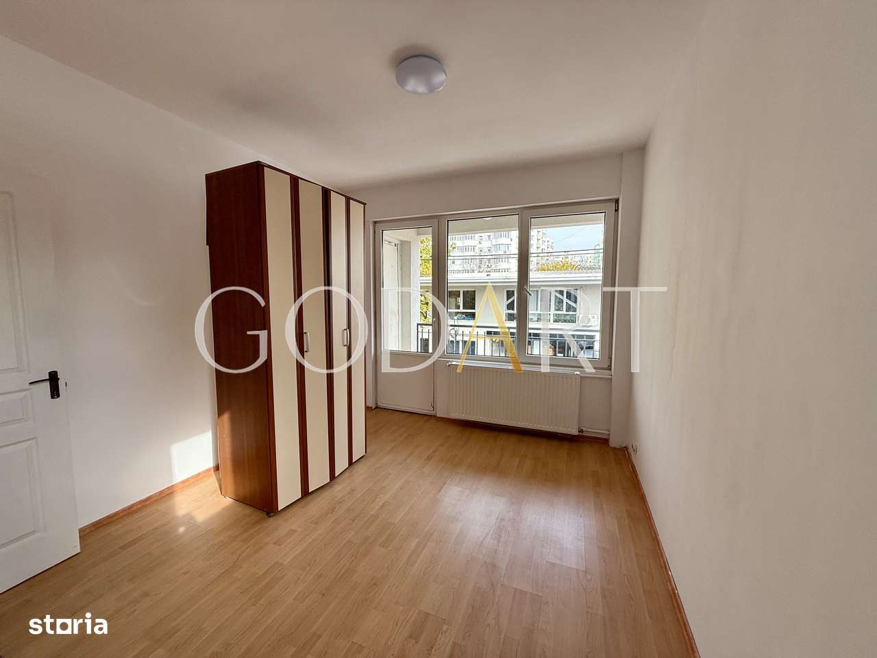 Oportunitate | Vila individuala | Curte | Tei-5