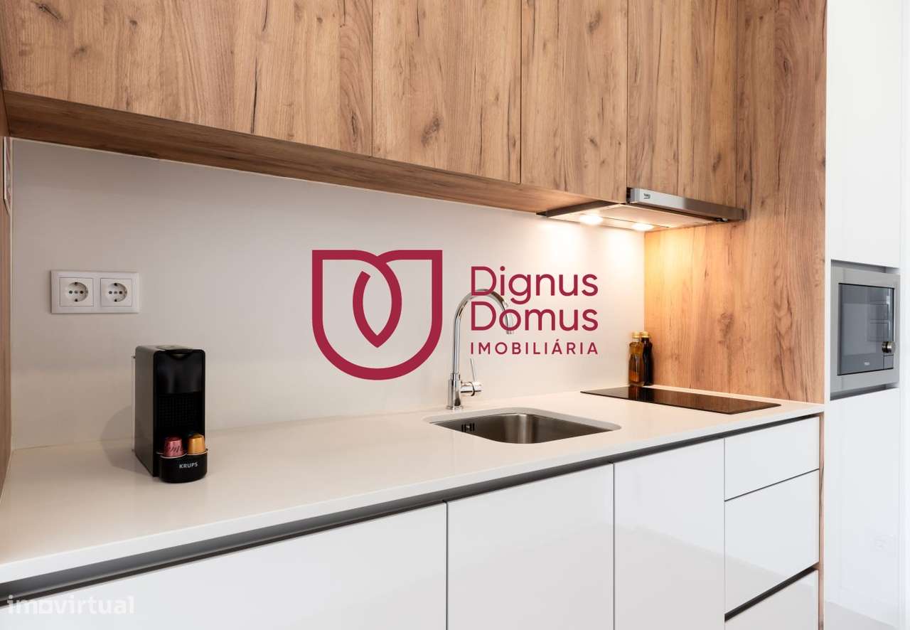 Investimento - T0 com gestão AL no coração do Porto-8