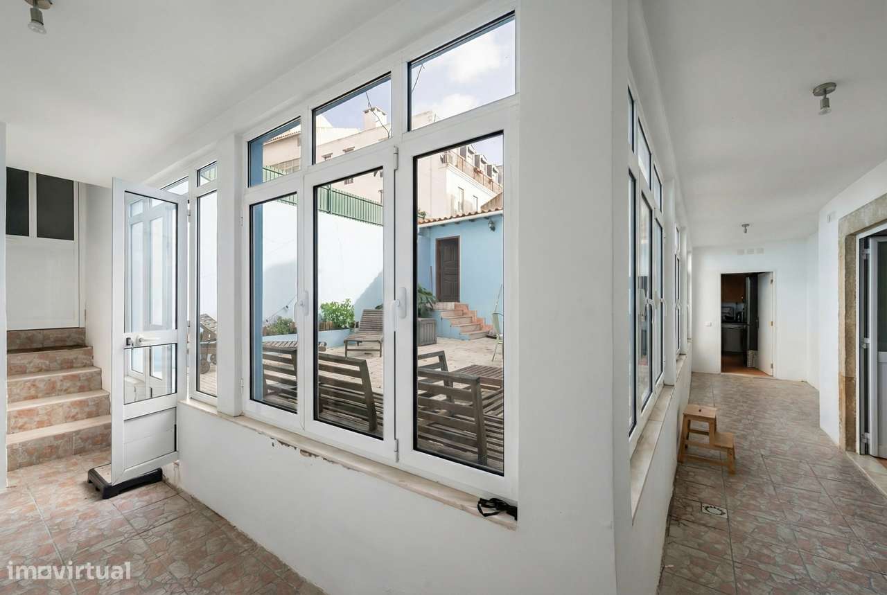 Apartamento T2+1 com 50 m² de Logradouro privativo e garagem, Lisboa-22