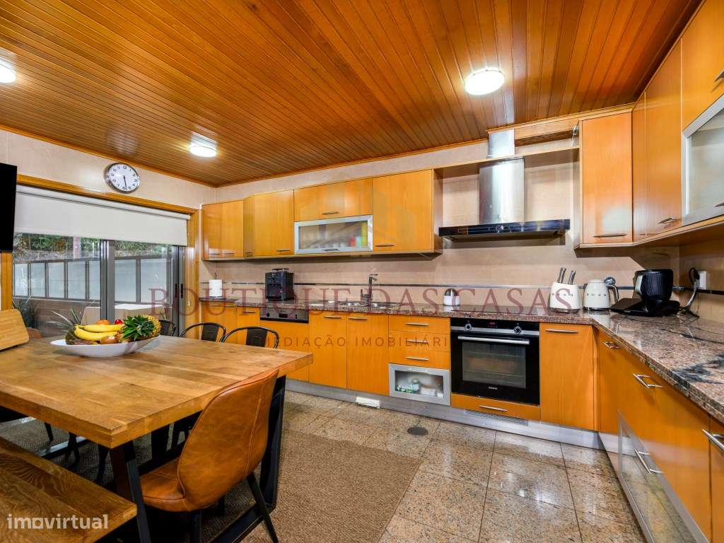 Moradia T5 em Perosinho-13