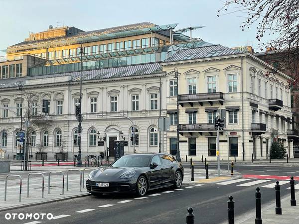 Porsche Panamera 4 e-Hybrid Sport Turismo - 15