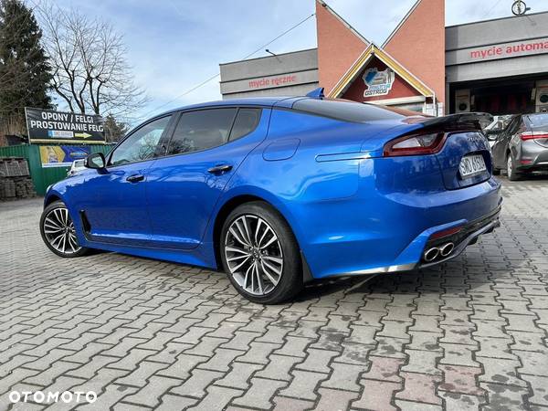 Kia Stinger 2.0 T-GDI GT Line - 8