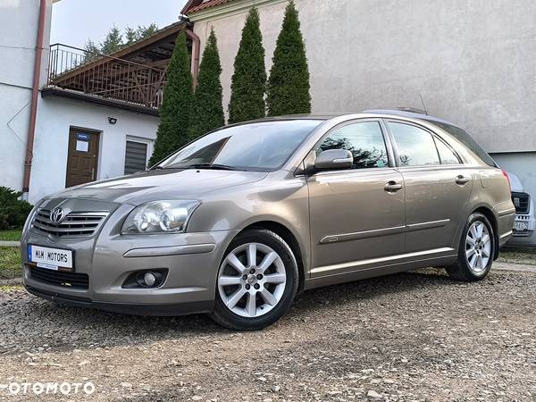 Toyota Avensis 2.0 VVT-i Sol - 1