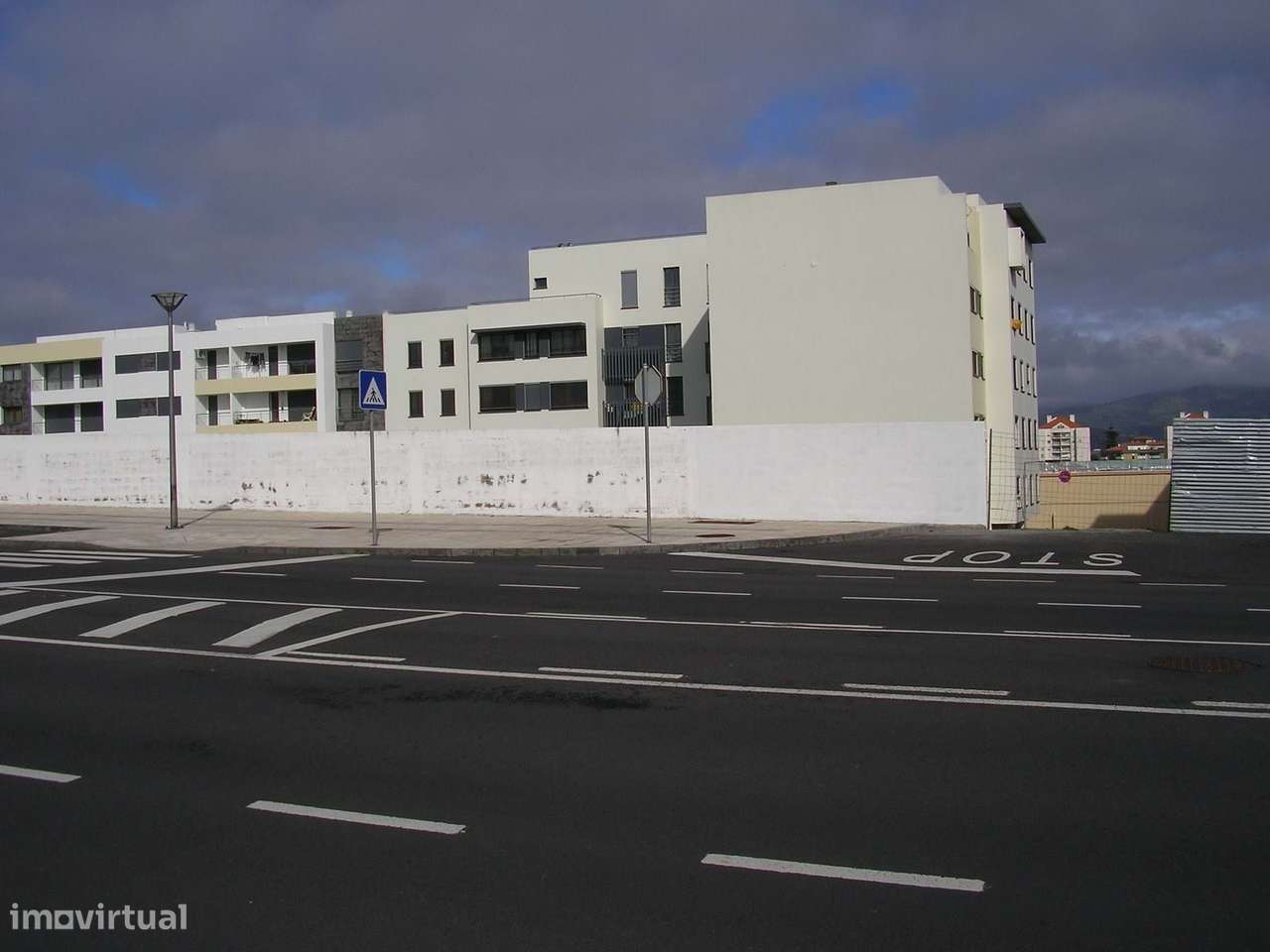 Terreno para construção em Ponta Delgada (São Pedro) - Grande imagem: 3/4