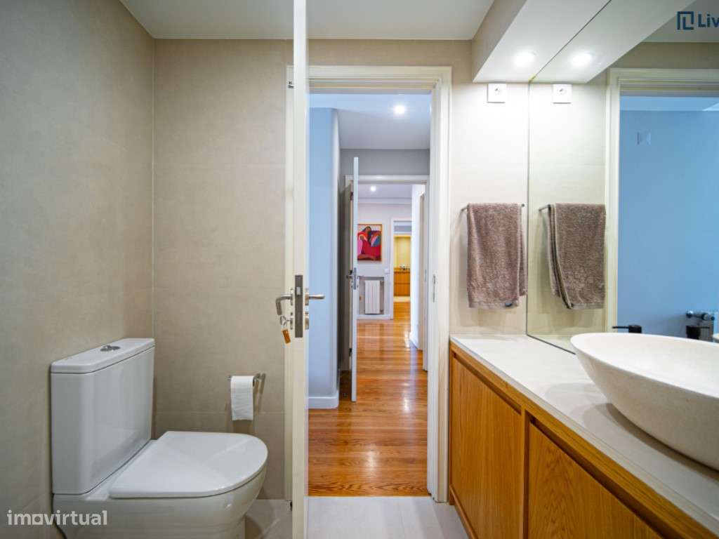 T4+1 de 200m² Renovado com 2 Suites-30