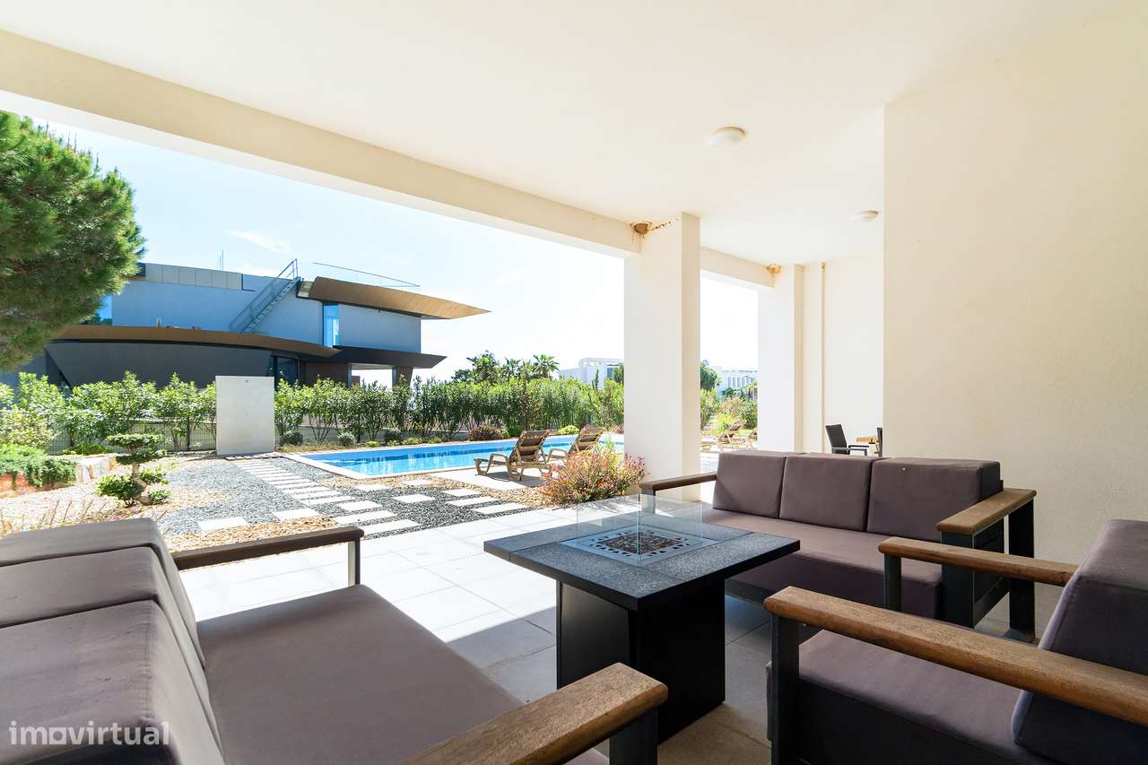 Moradia exclusiva nos Salgados a 200m da Praia-35