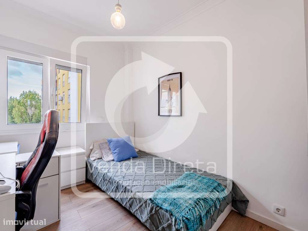 Apartamento T3 com 2 varandas no centro de Setúbal.-14