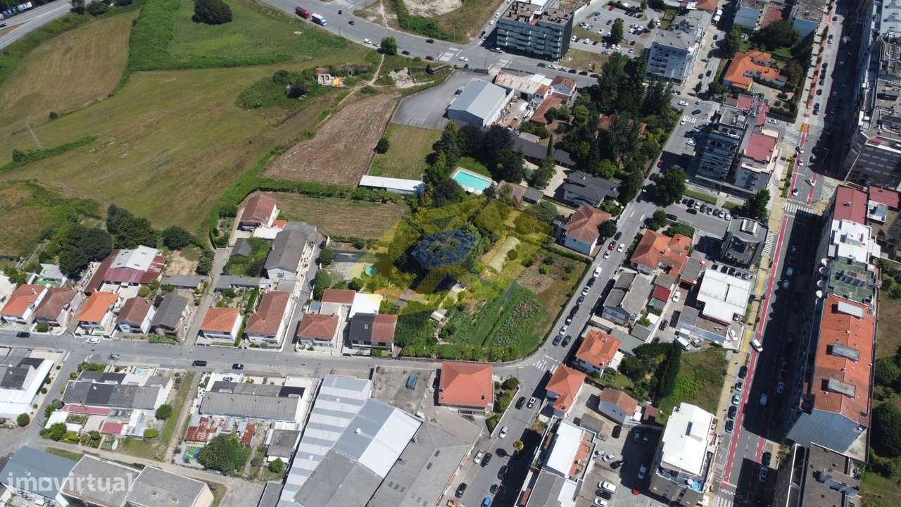 Terreno em Felgueiras (Centro da Cidade) - Grande imagem: 5/8