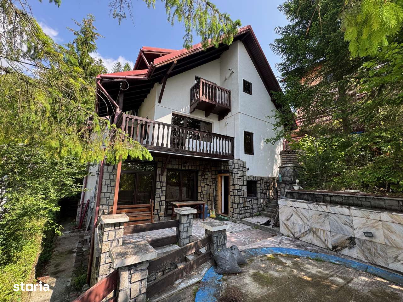 Sinaia Strada Cerbului-0