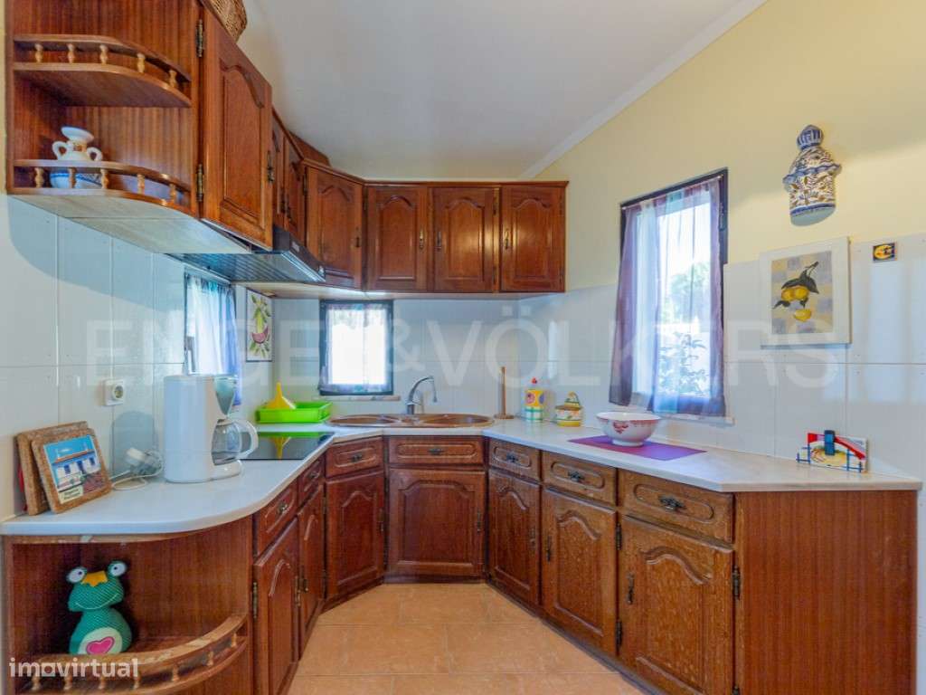 Moradia T3 com Piscina e Jardim em Tavira-13